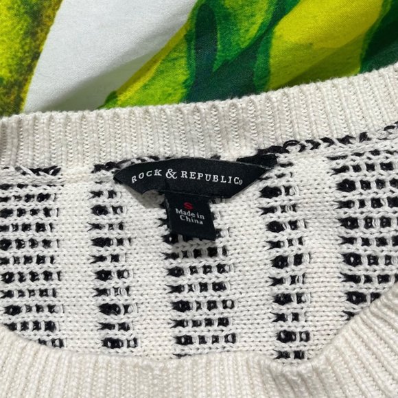 Rock Republic Small Chunky Knit Ivory Black Grunge Punk Striped Lace Up Sweater - Picture 6 of 6